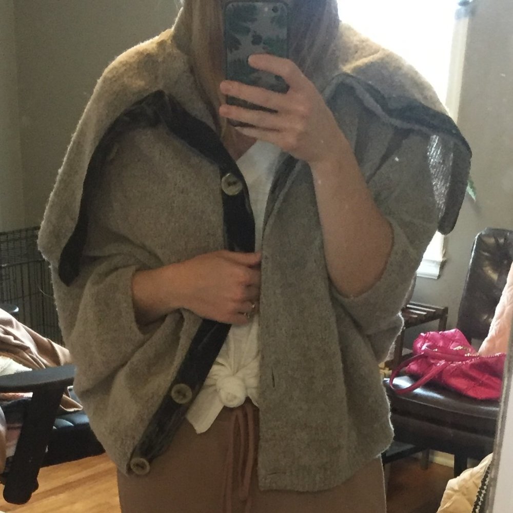 Anthropologie Angel Of The North Sherpa Poncho